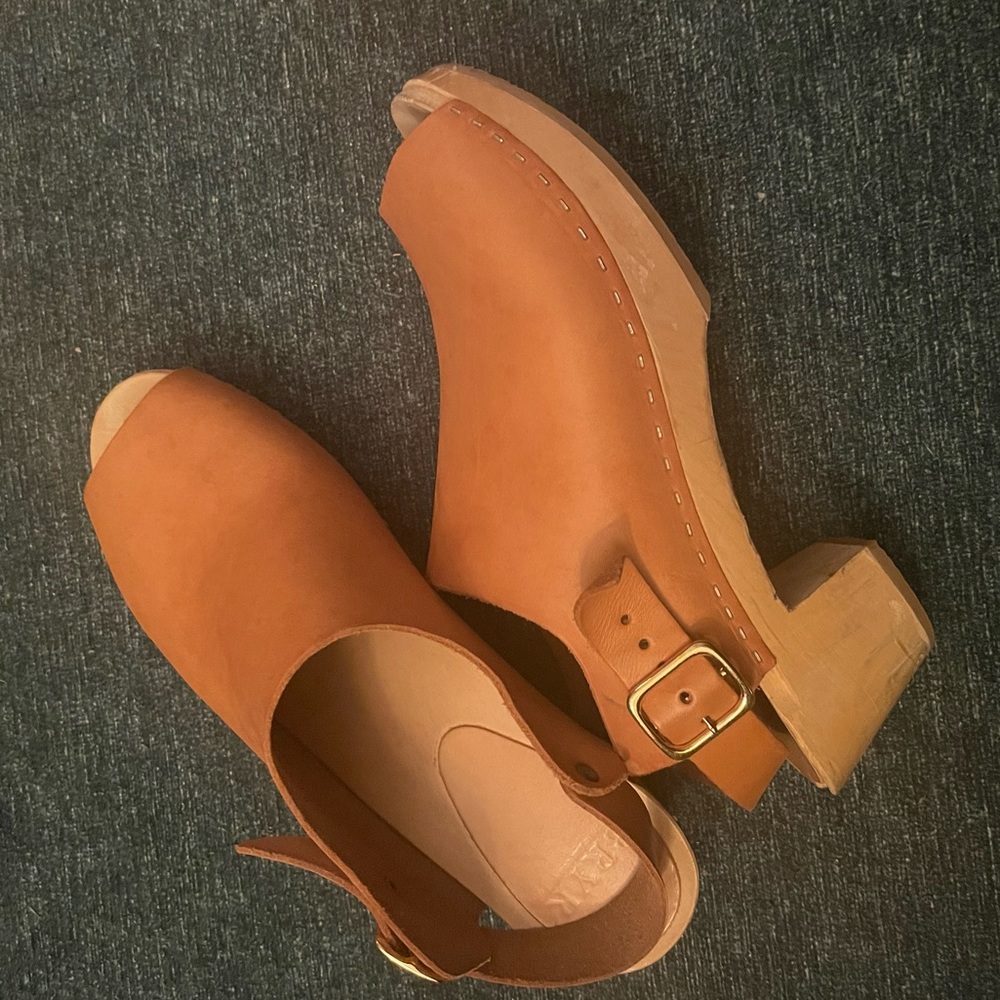Pre-Loved Bryr Suzie Spanish Toe Mid in Natural